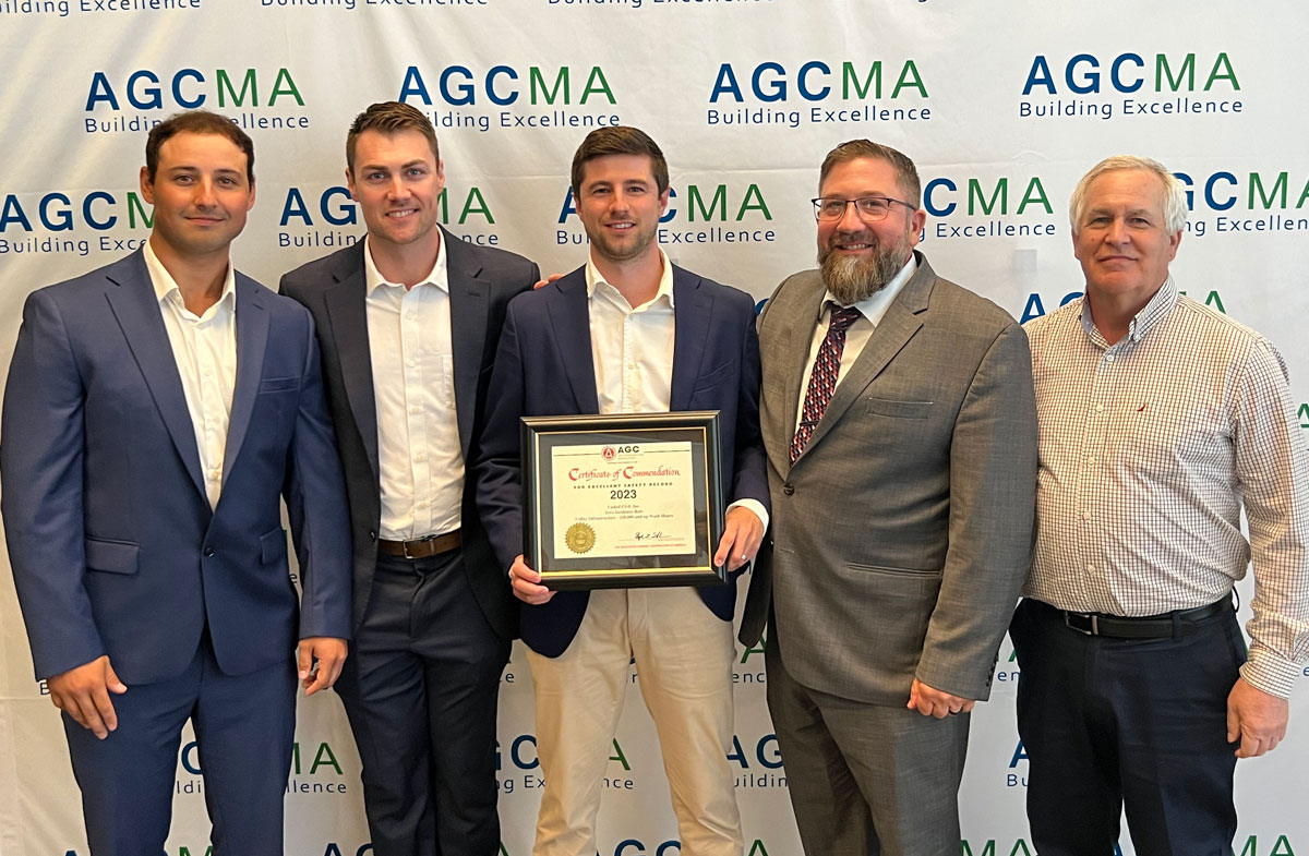 United Civil safety team accepting an ACG Safety Award in 2023